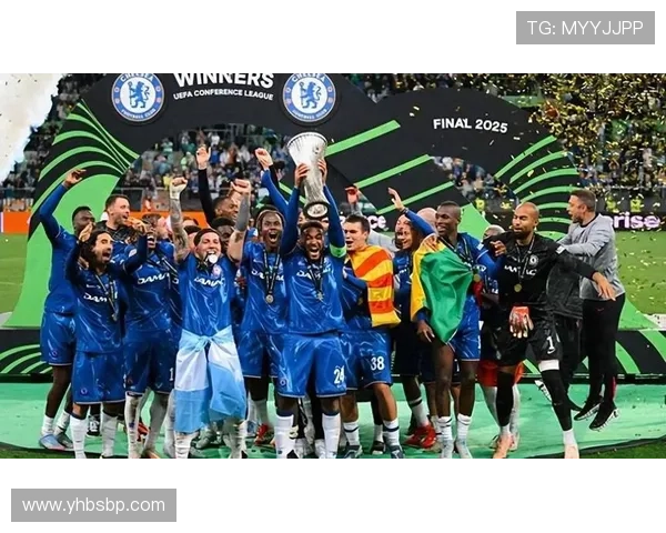 亚特兰大持续提升实力，成功夺得欧联杯冠军，书写历史新篇章。