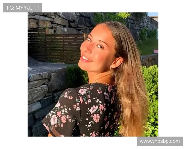 哈兰德买了好几套别墅，隔壁邻居都怀疑他是皇室成员了吧？