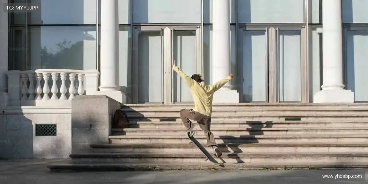 👕 限量周边，穿上它，你就是赛场最靓的崽！